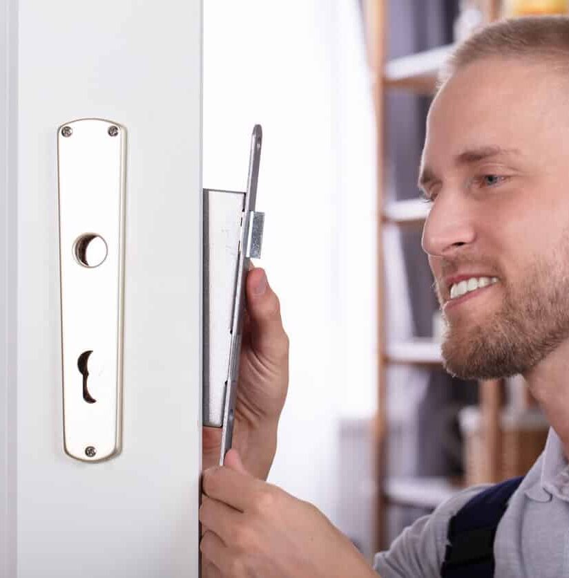 Schliesszylinder wird gewechselt